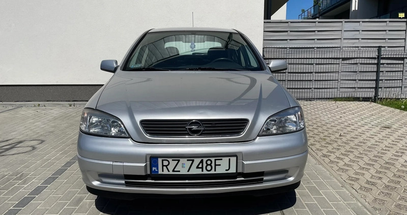 Opel Astra cena 5400 przebieg: 179000, rok produkcji 2002 z Rzeszów małe 56